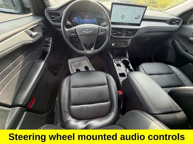 Certified 2025 Ford Escape Platinum AWD/4WD image 10