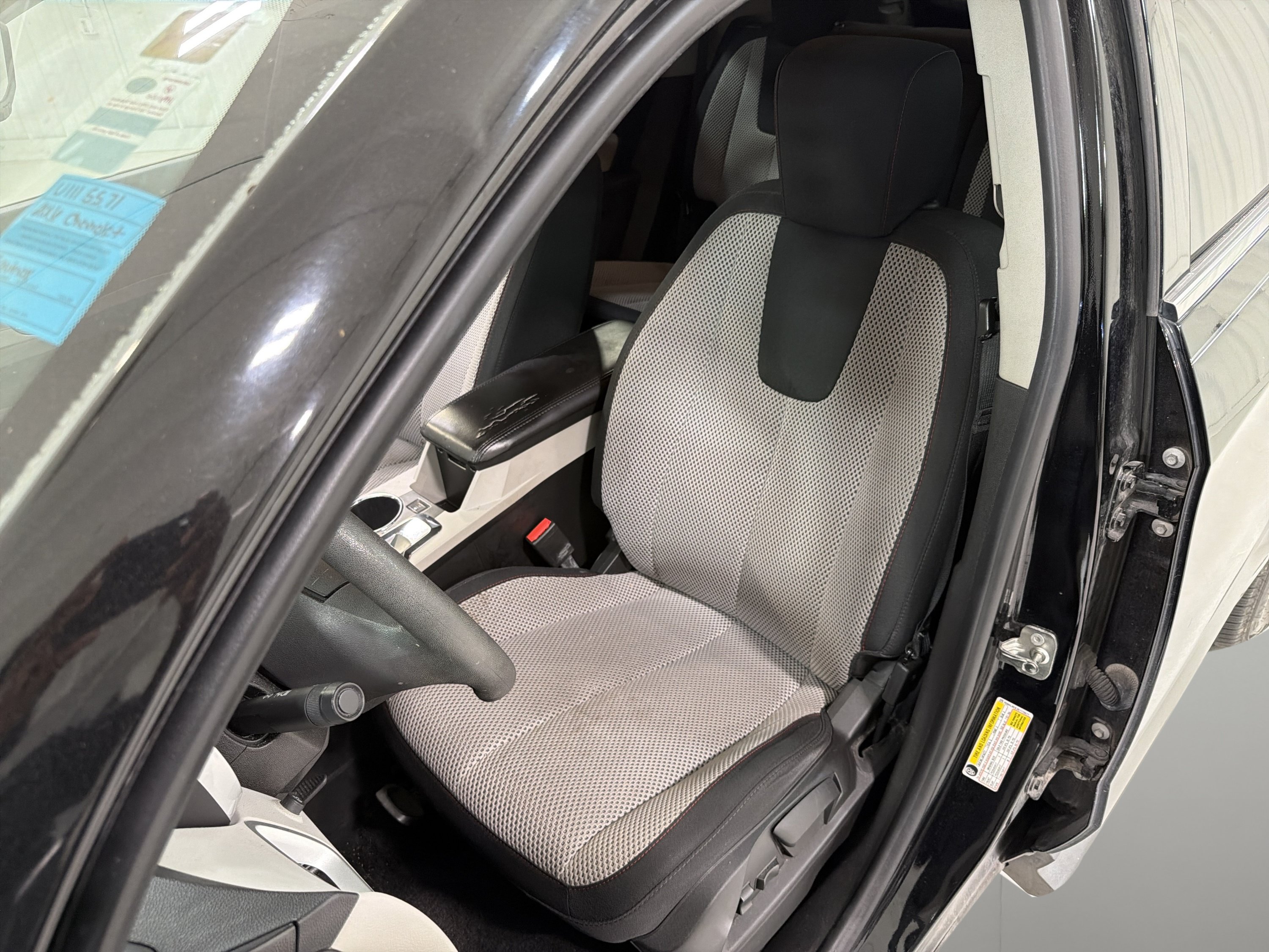 Used 2016 Chevrolet Equinox LS FWD image 14