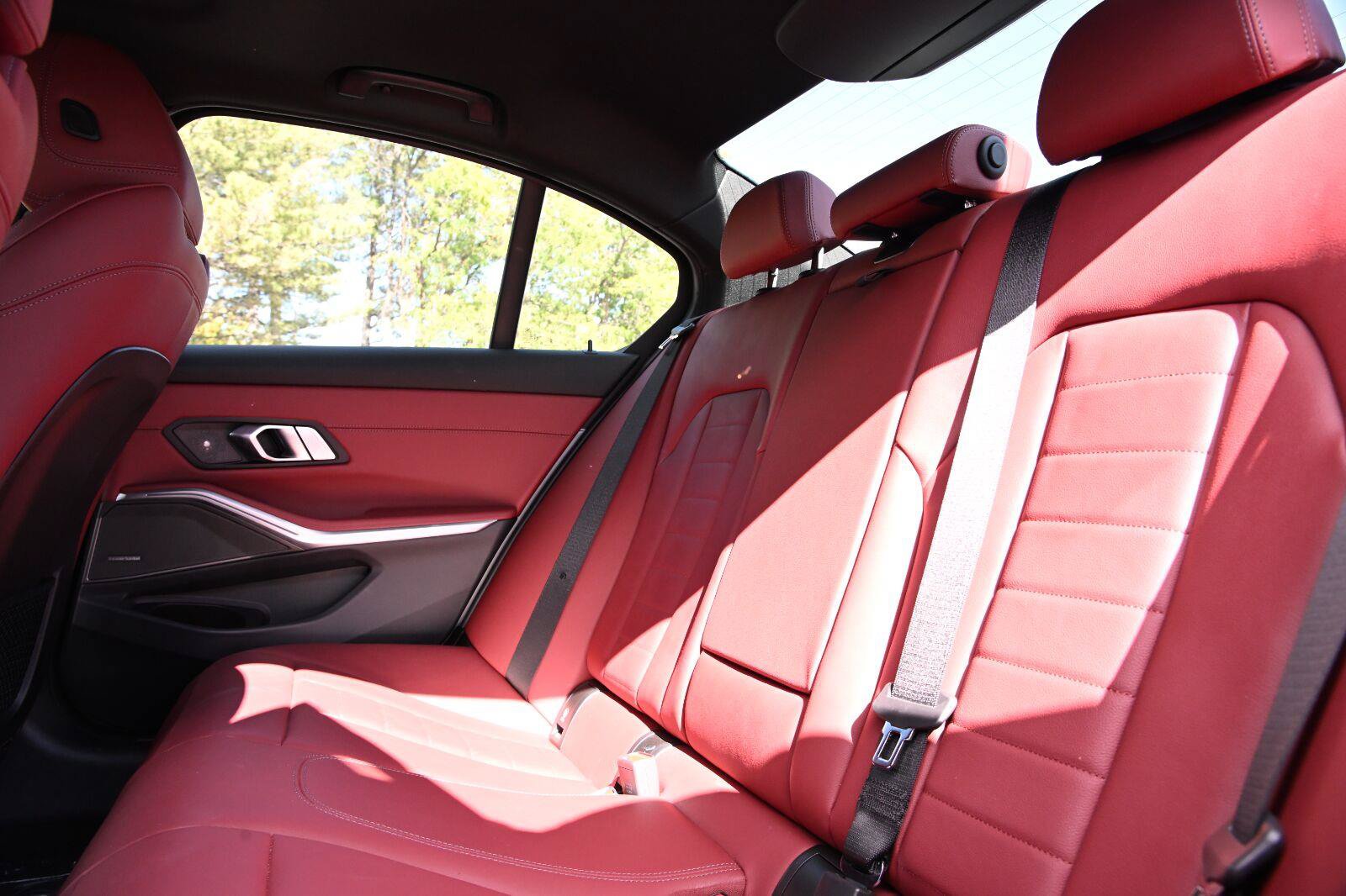 Used 2023 BMW 330i xDrive Sedan w/ Premium Package AWD/4WD image 18