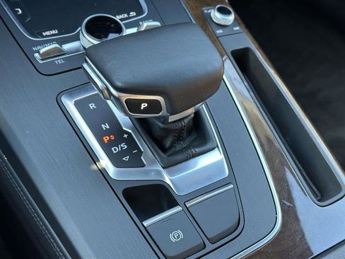 Used 2020 Audi Q5 2.0T Premium Plus w/ Premium Plus Package image 22