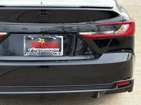 New 2026 Toyota Camry Hybrid image 6