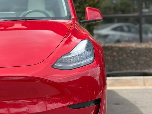 Used 2021 Tesla Model Y Long Range image 5