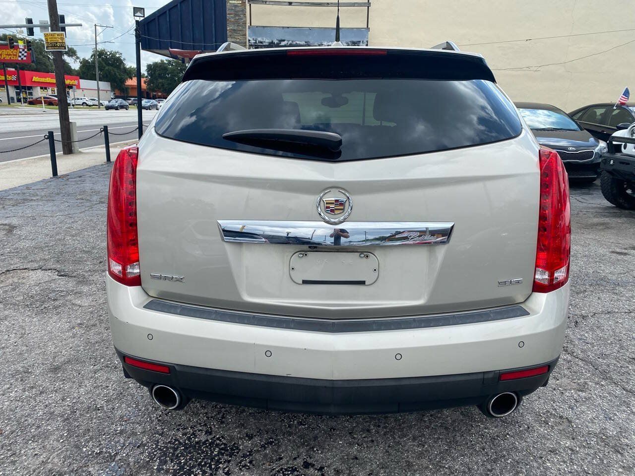 Used 2013 Cadillac SRX Luxury FWD image 7