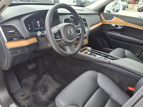 Certified 2024 Volvo XC90 B6 Plus w/ Protection Package Premier image 20