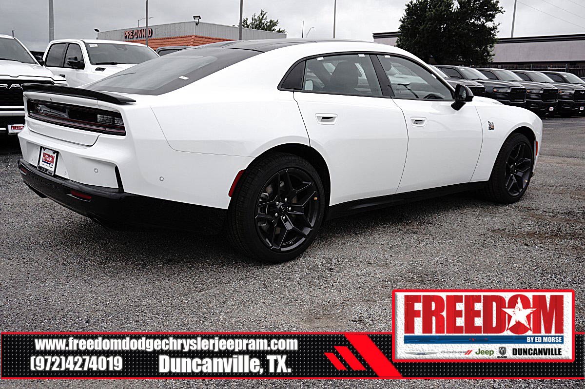 New 2026 Dodge Charger Scat Pack w/ Blacktop Package AWD/4WD image 5