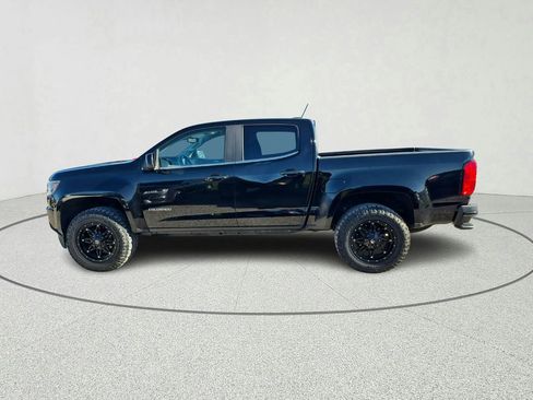 Used 2017 Chevrolet Colorado LT w/ LT Convenience Package RWD image 2