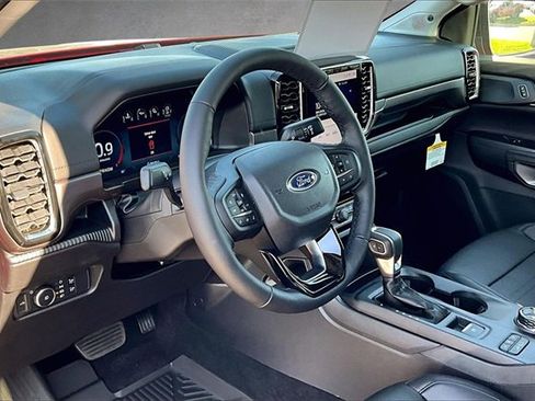 New 2025 Ford Ranger Lariat w/ FX4 Off-Road Package image 6