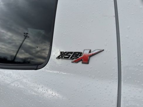 Used 2016 Toyota Tundra SR5 w/ SR5 Upgrade Package image 27