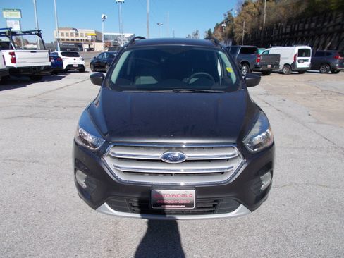 Used 2018 Ford Escape SE AWD/4WD image 2