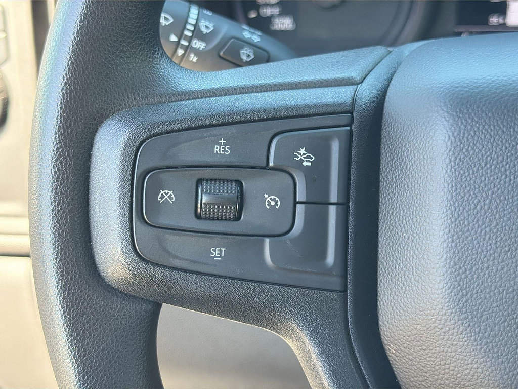 Used 2023 Chevrolet Silverado 1500 Custom w/ LPO, Dark Essentials Package RWD image 8