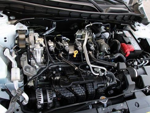 Certified 2023 Nissan Altima 2.5 SR w/ SR Premium Package image 36