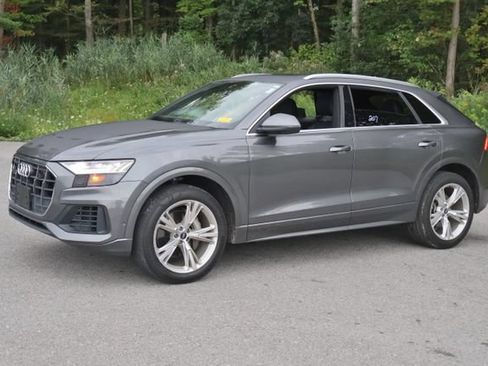 Used 2021 Audi Q8 Premium Plus AWD/4WD image 3