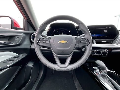 New 2026 Chevrolet Trax LT FWD image 17
