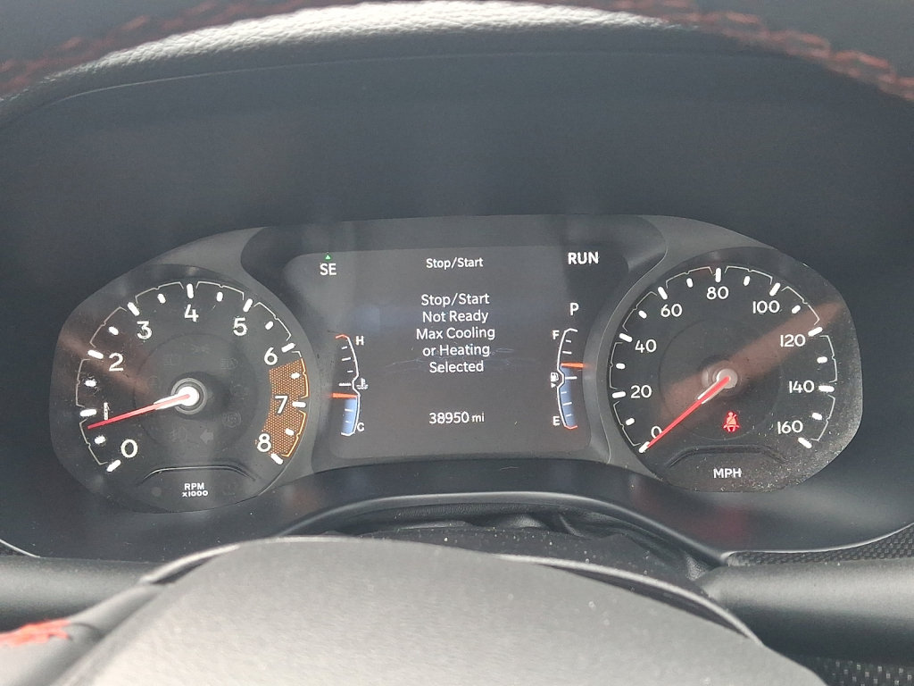 Used 2025 Jeep Compass Trailhawk AWD/4WD image 26