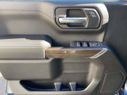 Used 2019 Chevrolet Silverado 1500 LT w/ All-Star Edition AWD/4WD image 17