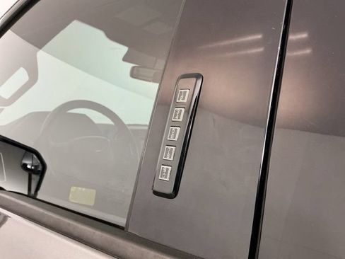 Used 2016 Ford F150 XLT w/ Equipment Group 301A Mid AWD/4WD image 10