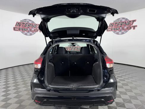 Used 2024 Nissan Kicks SR FWD image 27