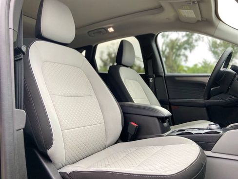 Used 2023 Ford Escape Active w/ Tech Pack #2 FWD image 18