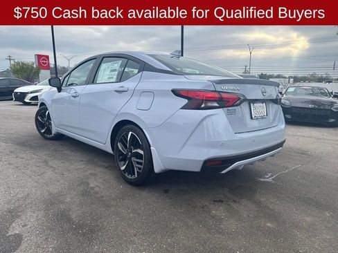 New 2025 Nissan Versa SR w/ Trunk Package image 6
