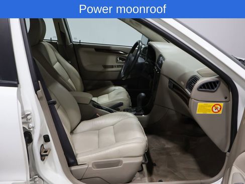 Used 2004 Volvo S40 image 6