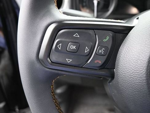 Used 2024 Jeep Wrangler Unlimited AWD/4WD image 30