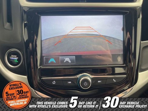 Used 2017 Chevrolet Sonic LT w/ Convenience Package FWD image 20