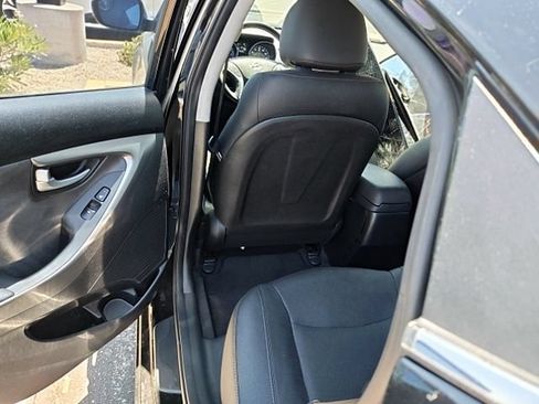 Used 2015 Hyundai Elantra Limited FWD image 14