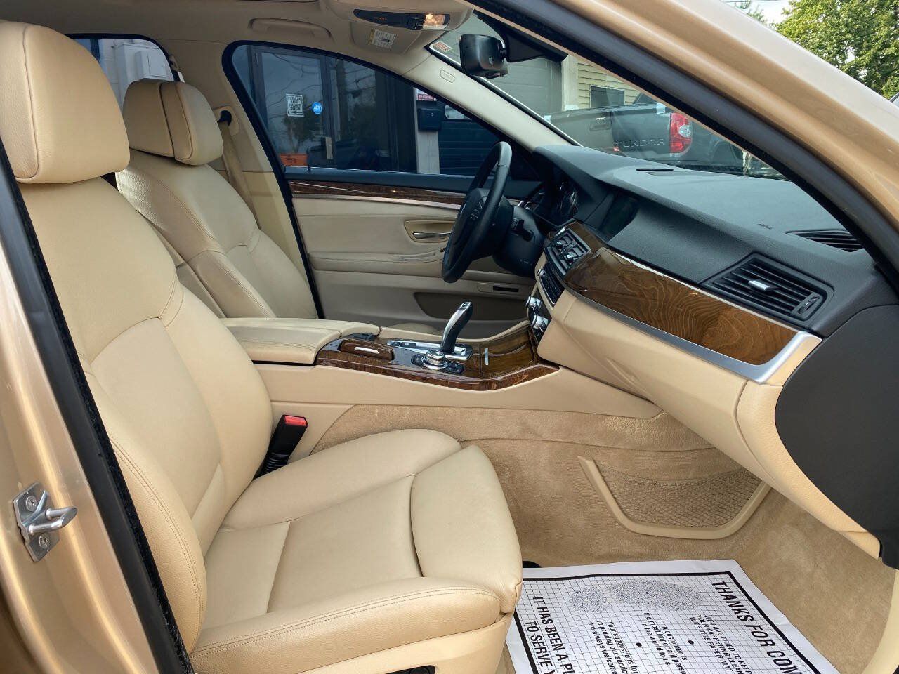 Used 2011 BMW 535i xDrive Sedan AWD/4WD image 32