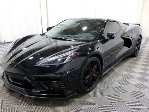 Used 2022 Chevrolet Corvette Stingray Premium Conv w/ Z51 Performance Package RWD image 32