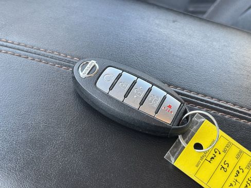 Used 2020 Nissan Sentra SR image 4