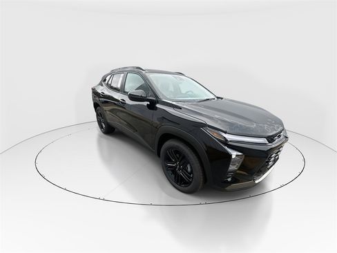 New 2026 Chevrolet Trax ACTIV image 2