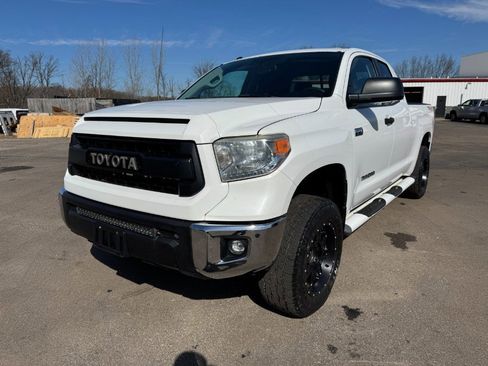 Used 2014 Toyota Tundra SR5 image 1