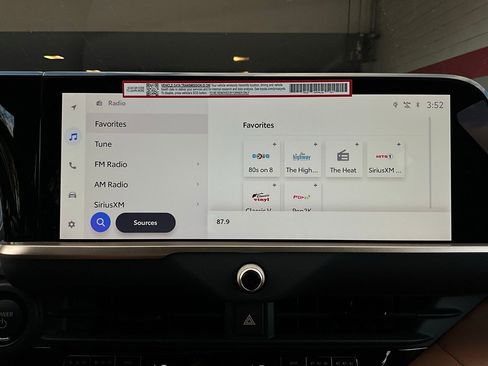New 2025 Toyota Crown Signia image 34