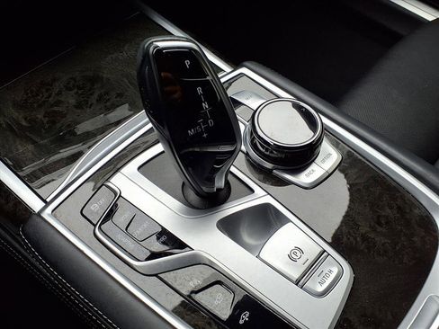 Used 2021 BMW 750i xDrive 750i xDrive w/ Executive Package image 6