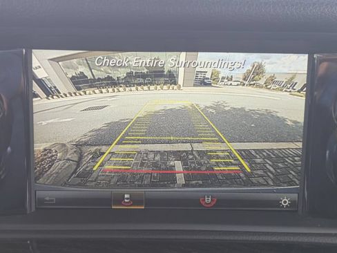 Used 2020 Mercedes-Benz SLC 300 image 18