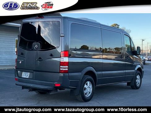 Used 2015 Mercedes-Benz Sprinter 2500 image 7