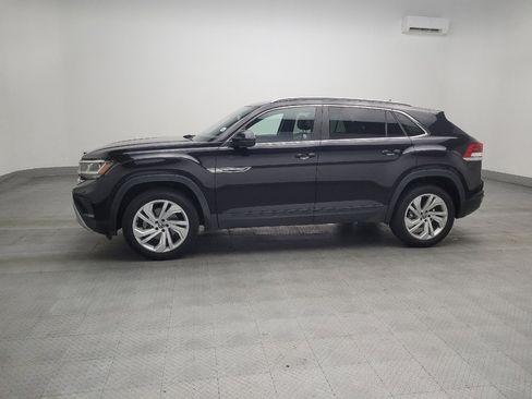 Used 2020 Volkswagen Atlas Cross Sport SEL image 2