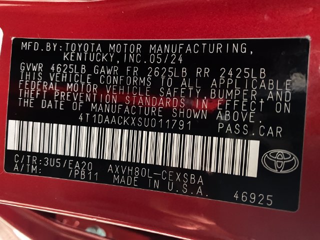 Used 2025 Toyota Camry SE FWD image 24