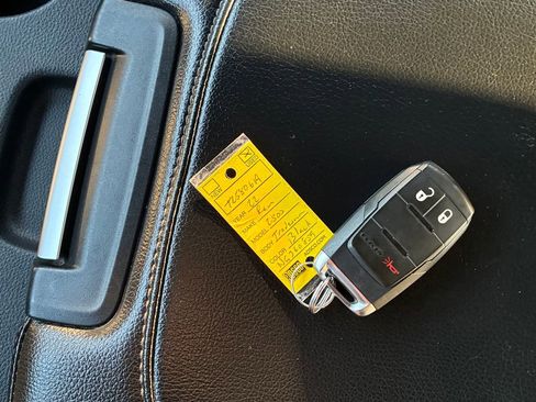 Used 2022 RAM 2500 Tradesman w/ Chrome Appearance Group image 27