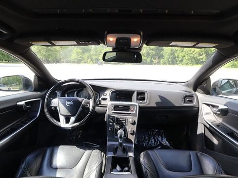 Used 2015 Volvo V60 T5 Premier Plus AWD/4WD image 19