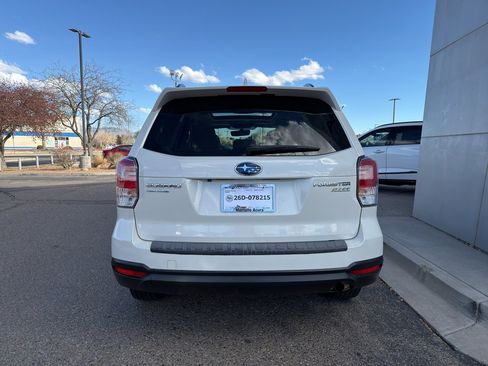 Used 2017 Subaru Forester 2.5i Premium w/ All-Weather Package image 6