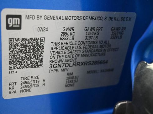 Used 2024 Chevrolet Equinox EV LT image 9