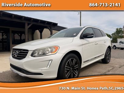 Used 2017 Volvo XC60 T5 Dynamic