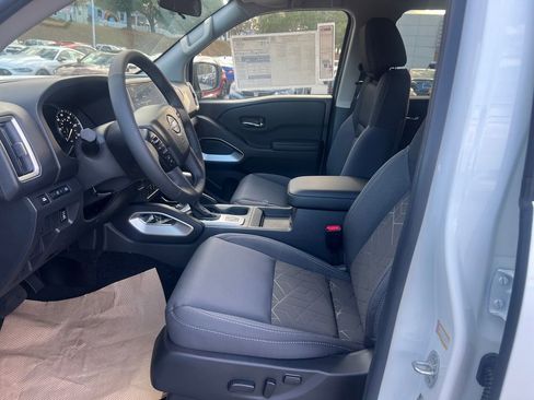 New 2026 Nissan Frontier SV w/ SV Convenience Package image 10
