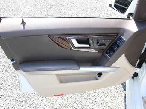 Used 2015 Mercedes-Benz GLK 350 2WD image 20