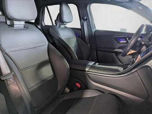 Certified 2023 Mercedes-Benz GLC 300 image 23