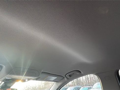 Used 2024 Chevrolet Equinox LT image 11