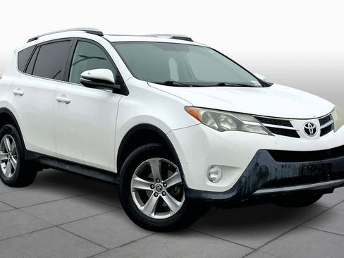 Used 2015 Toyota RAV4 XLE image 3