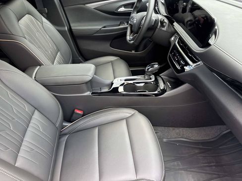 Used 2026 Buick Envista Avenir FWD image 35