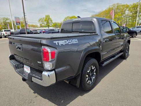 Used 2023 Toyota Tacoma TRD Off-Road AWD/4WD image 7